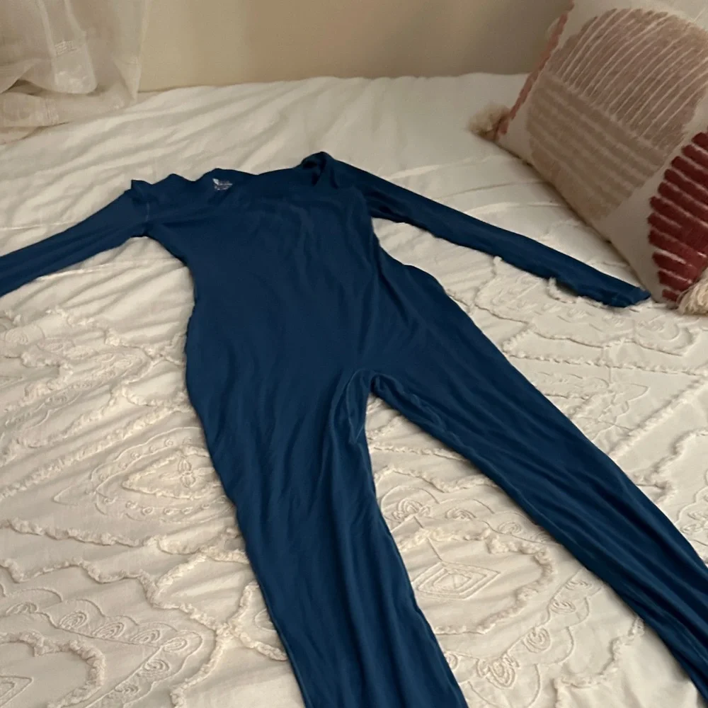 Blue Long Sleeve Jumpsuit - Picture 7 of 7